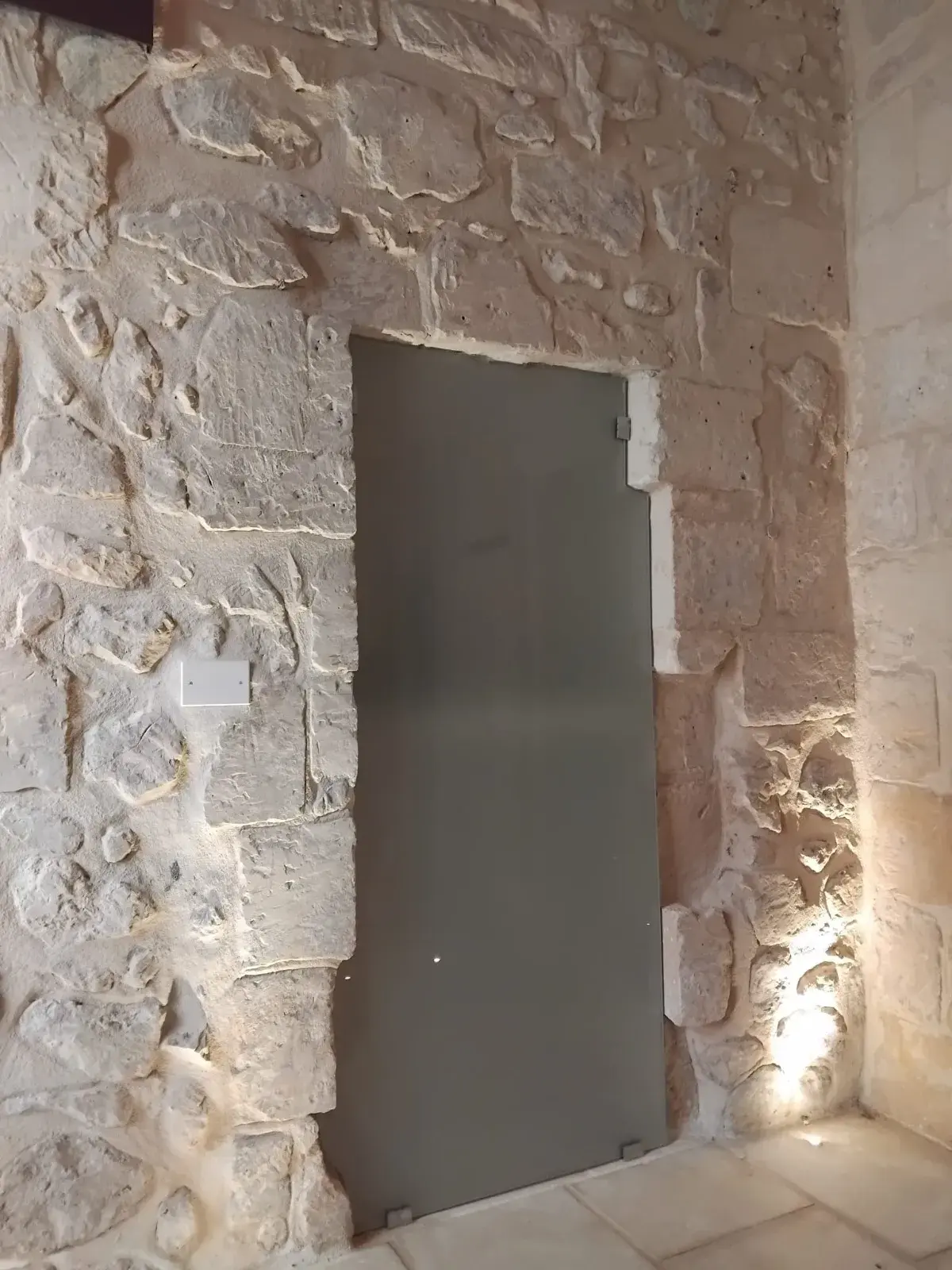 Porta in vetro satinato su misura